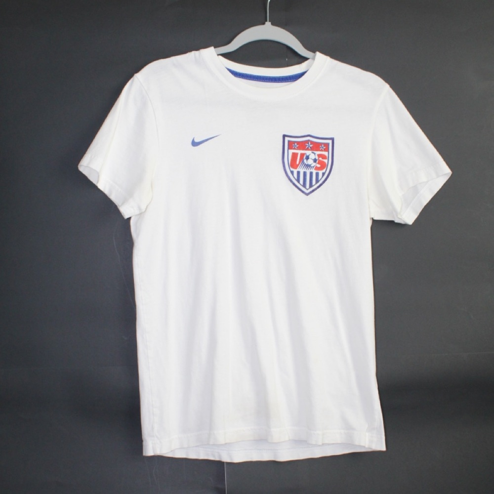 ☀️ Nike US Soccer Graphic Tee